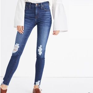 Madewell skinny, distressed Jean (Size 28)